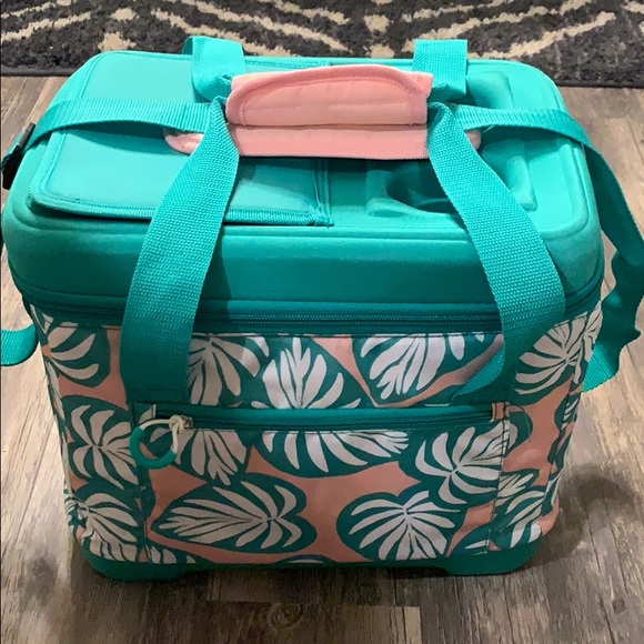 sun squad 24 can cooler